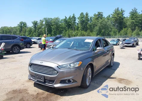 2014 Ford Fusion Hybrid Se из США, поврежденный, VIN 3FA6P0LU2ER153688